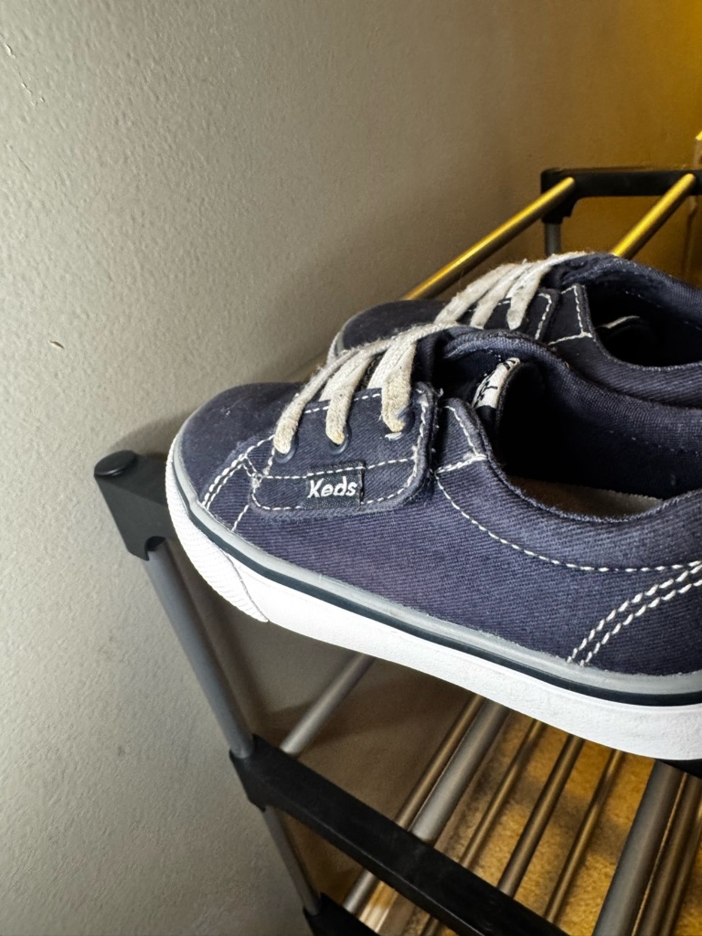 EUC Keds Kids Navy Canvas Sneakers with White Soles Toddler Size 8 - Picture 4 of 9